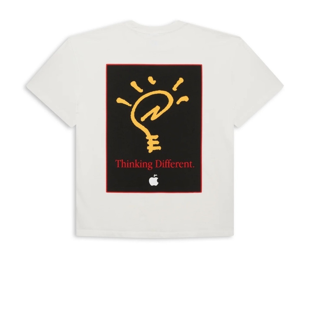 Thinking Different? Apple Retro Graphic Newton T-Shirt Size Large